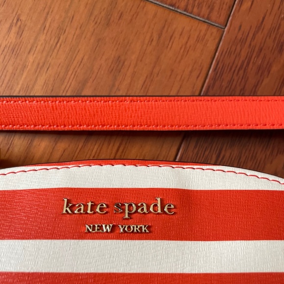 Kate Spade NEW Spencer Stripe Small Dome Crossbody Bag - Picture 4 of 8